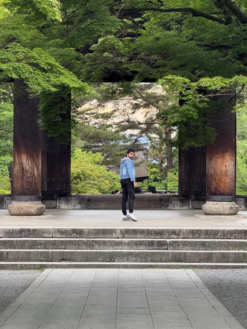 Brookz at a traditional Japanese temple